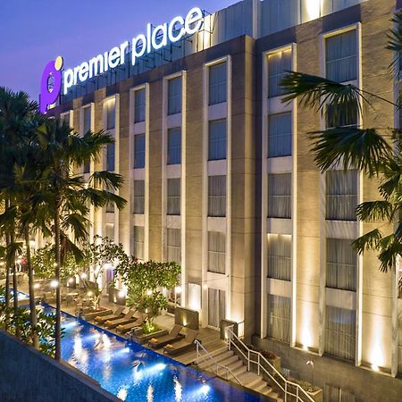 พรีเมียร์ เพลซ สุราบายาแอร์พอร์ต Hotel ซิโดอาร์โจ ภายนอก รูปภาพ