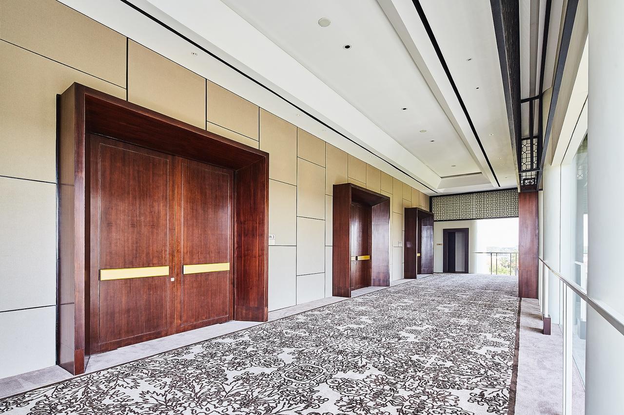 พรีเมียร์ เพลซ สุราบายาแอร์พอร์ต Hotel ซิโดอาร์โจ ภายนอก รูปภาพ