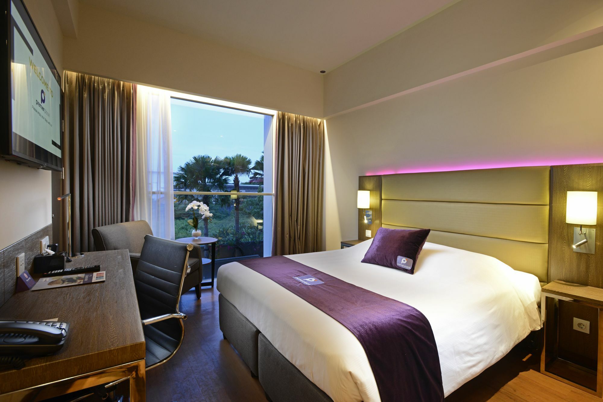 พรีเมียร์ เพลซ สุราบายาแอร์พอร์ต Hotel ซิโดอาร์โจ ภายนอก รูปภาพ