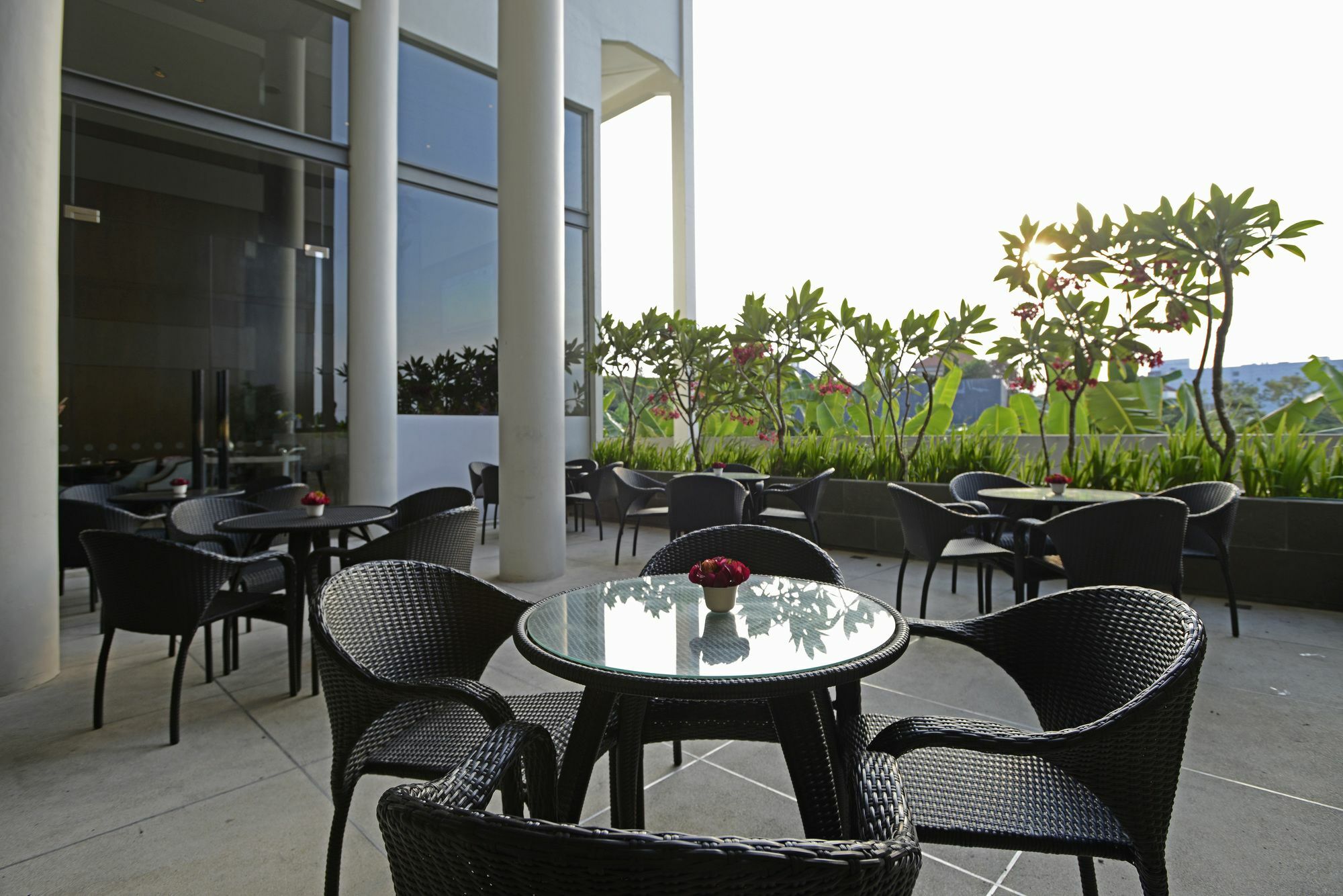 พรีเมียร์ เพลซ สุราบายาแอร์พอร์ต Hotel ซิโดอาร์โจ ภายนอก รูปภาพ
