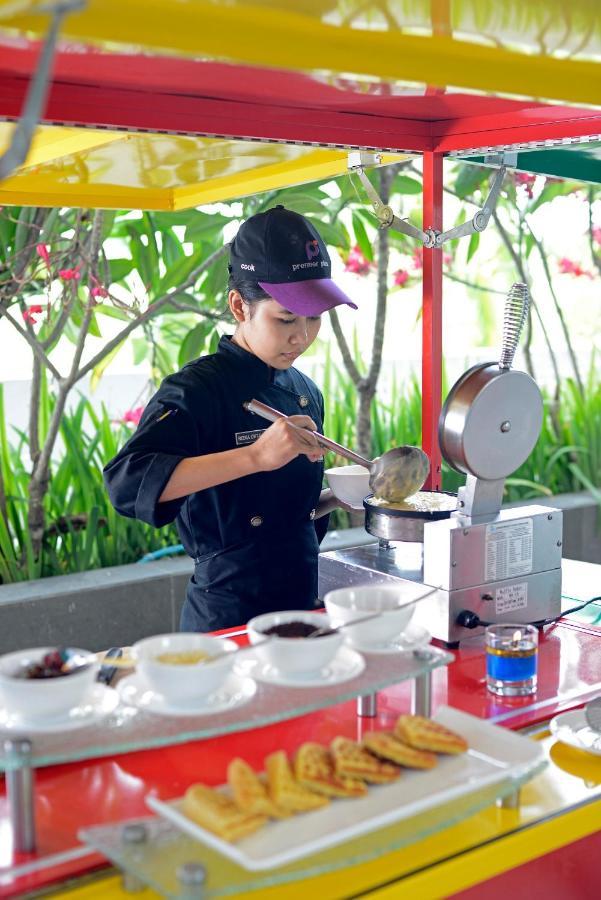 พรีเมียร์ เพลซ สุราบายาแอร์พอร์ต Hotel ซิโดอาร์โจ ภายนอก รูปภาพ